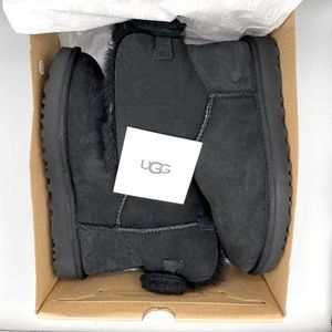Brand New UGG Arielle Booties